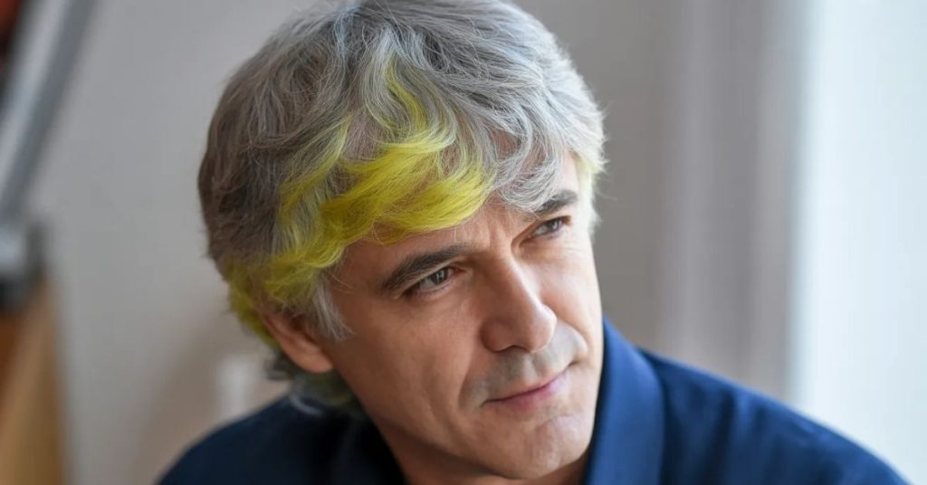 men's haircuts grey hair